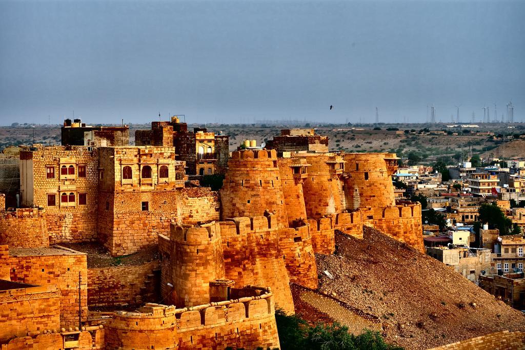 Hotel Garh Jaisal Haveli ジャイサルメール エクステリア 写真
