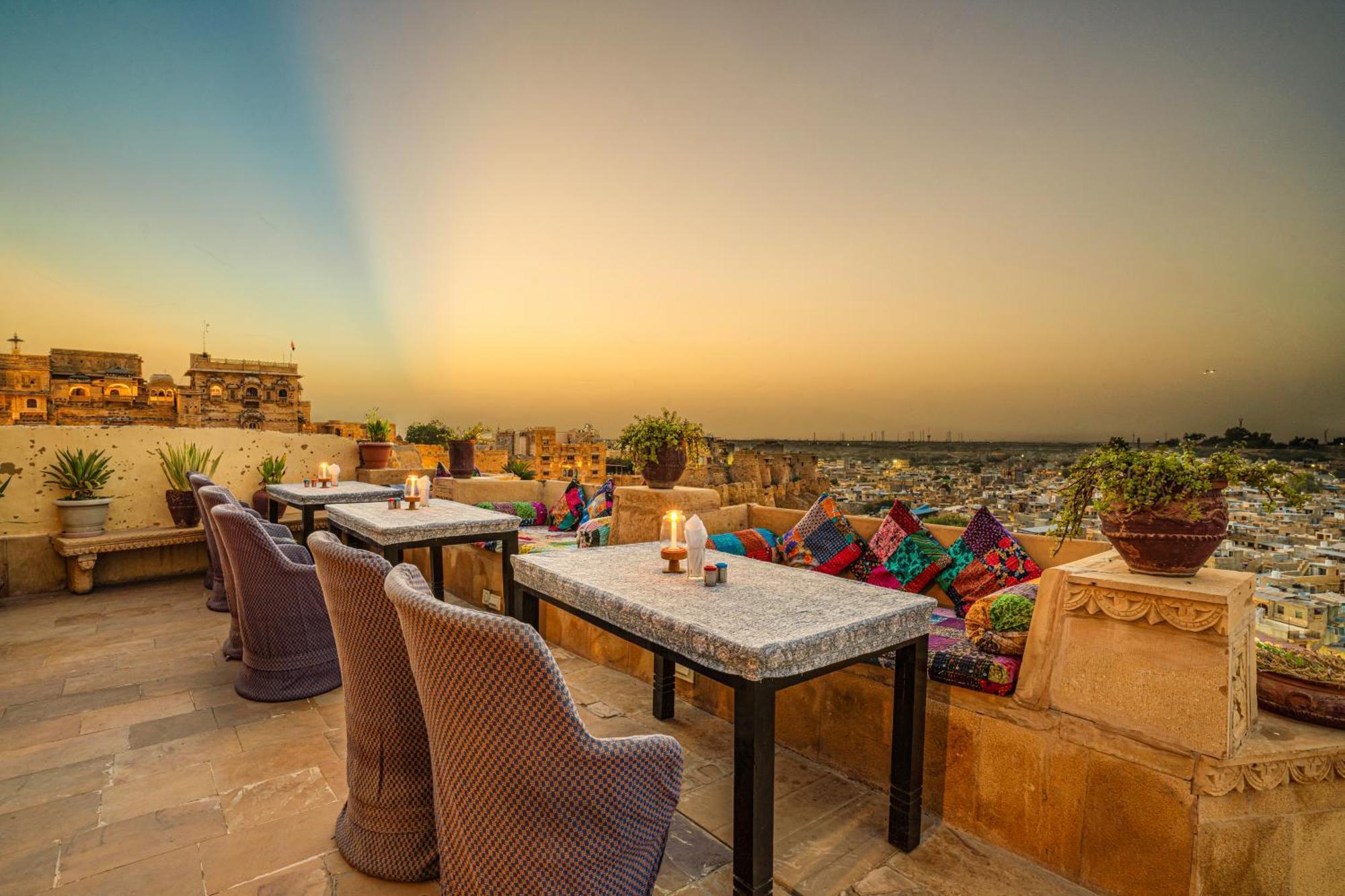 Hotel Garh Jaisal Haveli ジャイサルメール エクステリア 写真