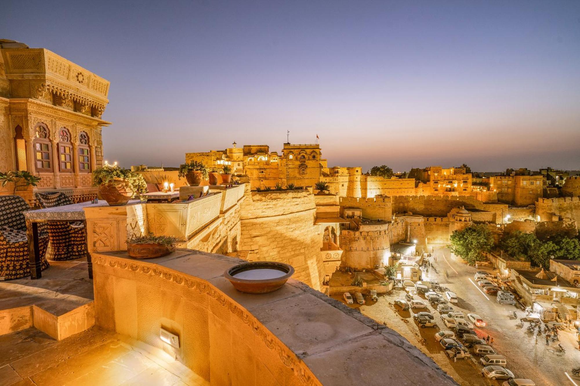 Hotel Garh Jaisal Haveli ジャイサルメール エクステリア 写真