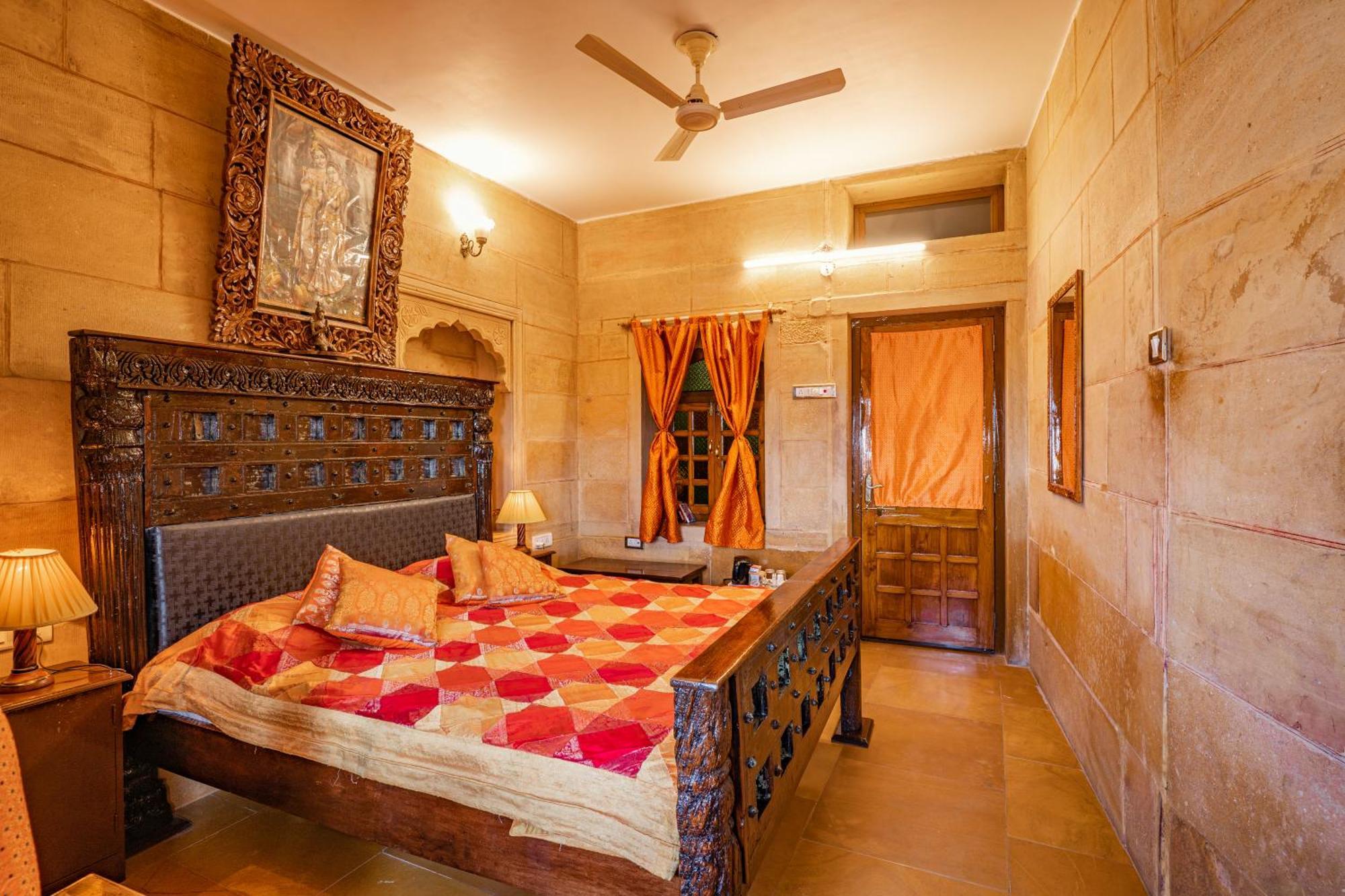 Hotel Garh Jaisal Haveli ジャイサルメール エクステリア 写真