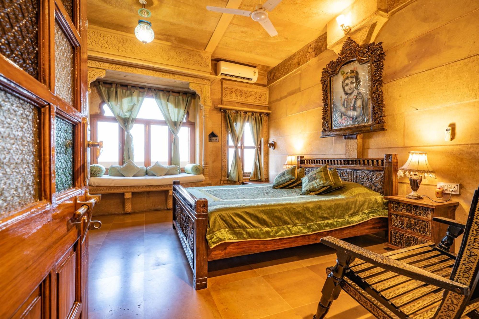 Hotel Garh Jaisal Haveli ジャイサルメール エクステリア 写真