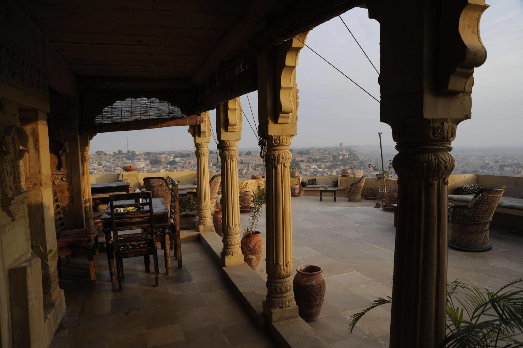 Hotel Garh Jaisal Haveli ジャイサルメール エクステリア 写真